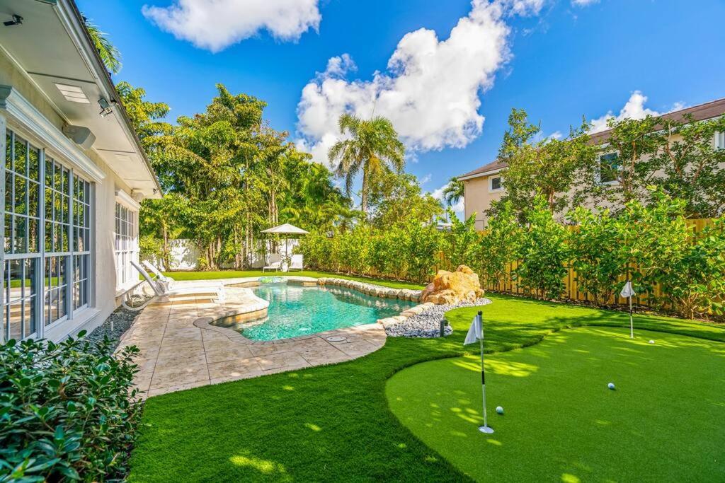 Haven Heated Pool, Hot Tub,mini Golf,