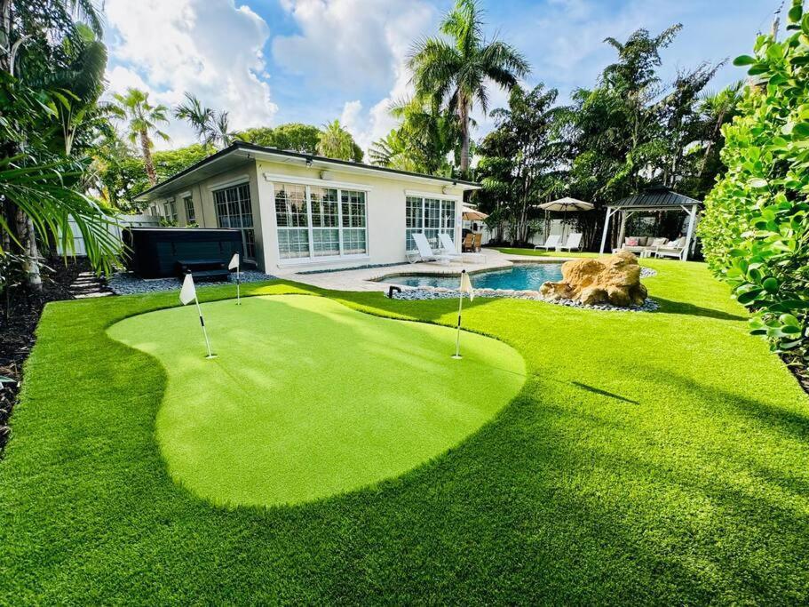 Haven Heated Pool, Hot Tub,mini Golf, Villa *
