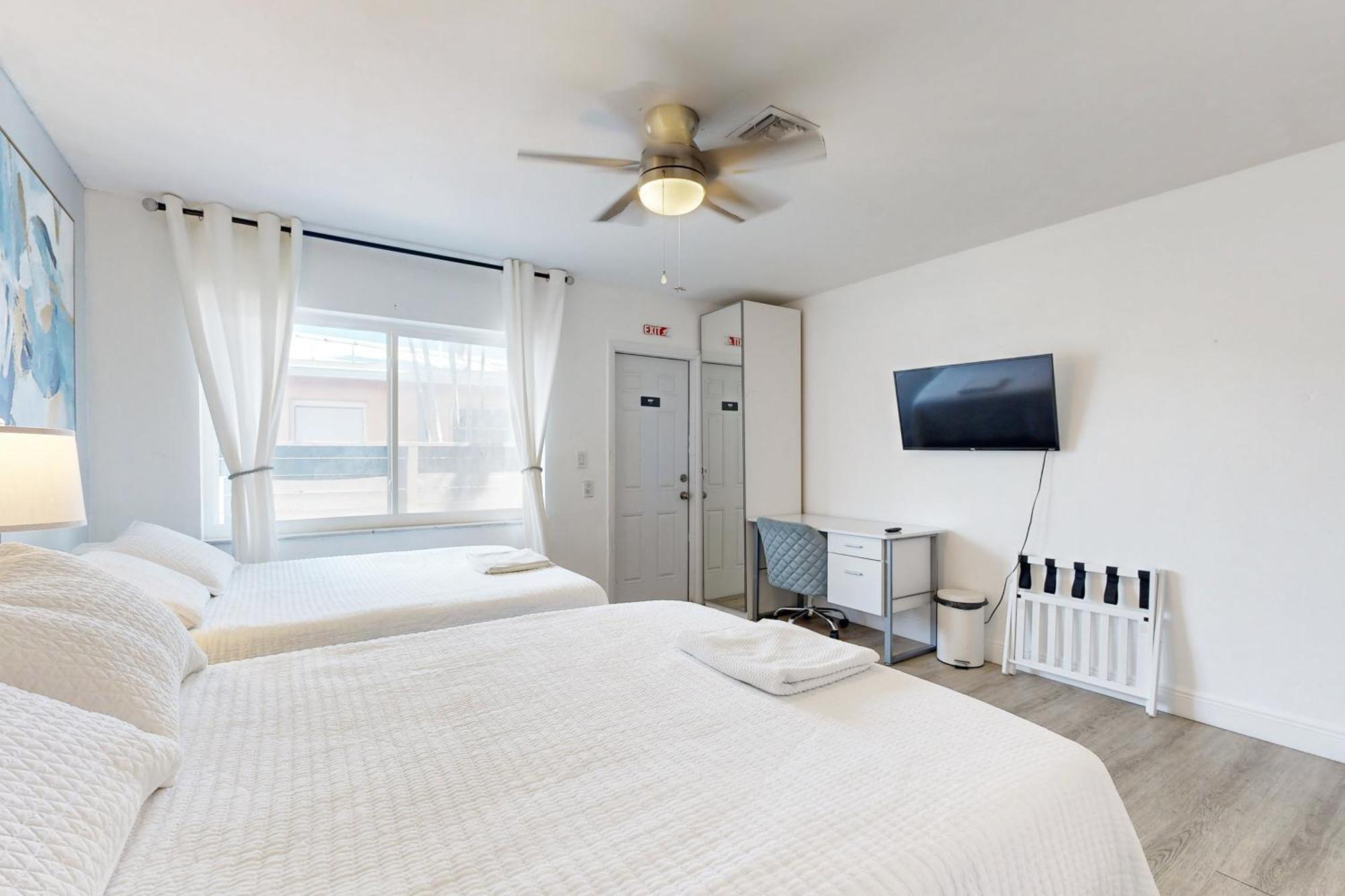 The Manors Waterfront Oasis Apartment Fort Lauderdale
