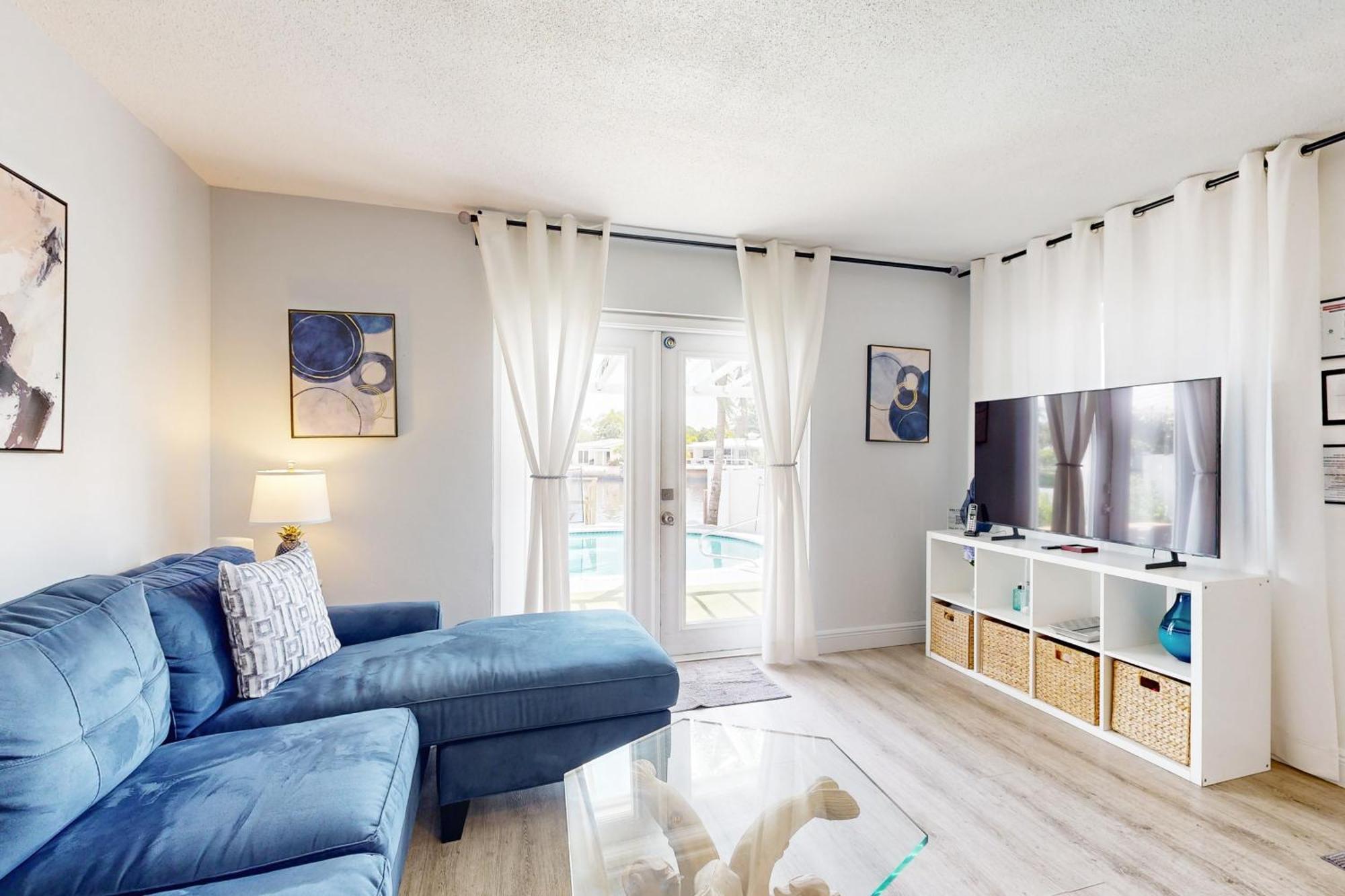 Apartment The Manors Waterfront Oasis *