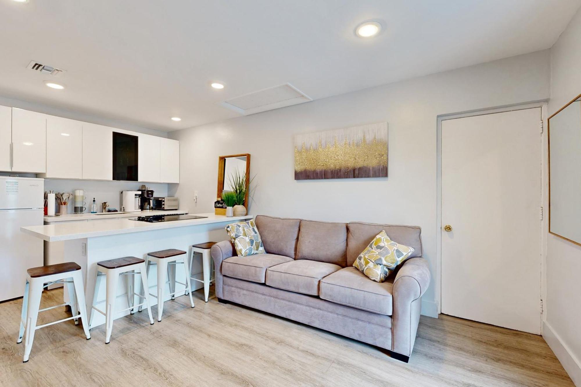 Apartment The Manors Waterfront Oasis