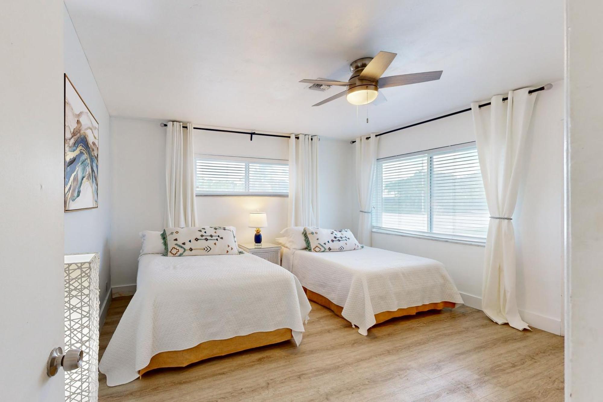 The Manors Waterfront Oasis Apartment Fort Lauderdale