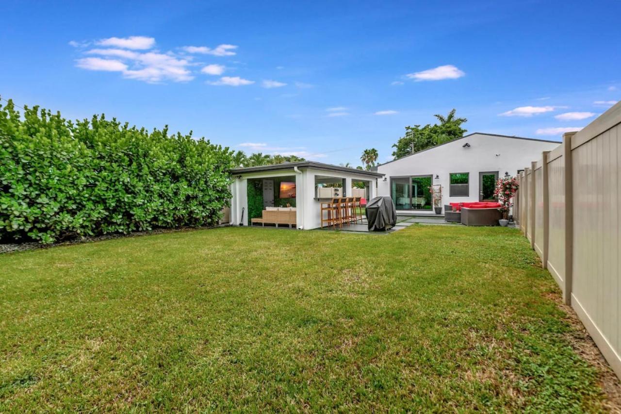Lovely 2br 2ba Modern Flat With Vibrant Backyard Fort Lauderdale