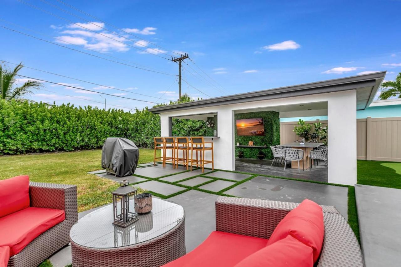 Holiday home Lovely 2br 2ba Modern Flat With Vibrant Backyard