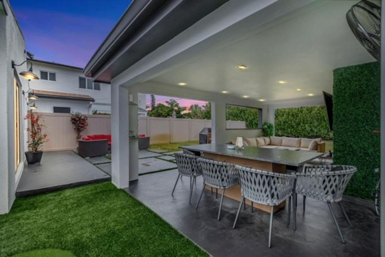 Lovely 2br 2ba Modern Flat With Vibrant Backyard * Fort Lauderdale