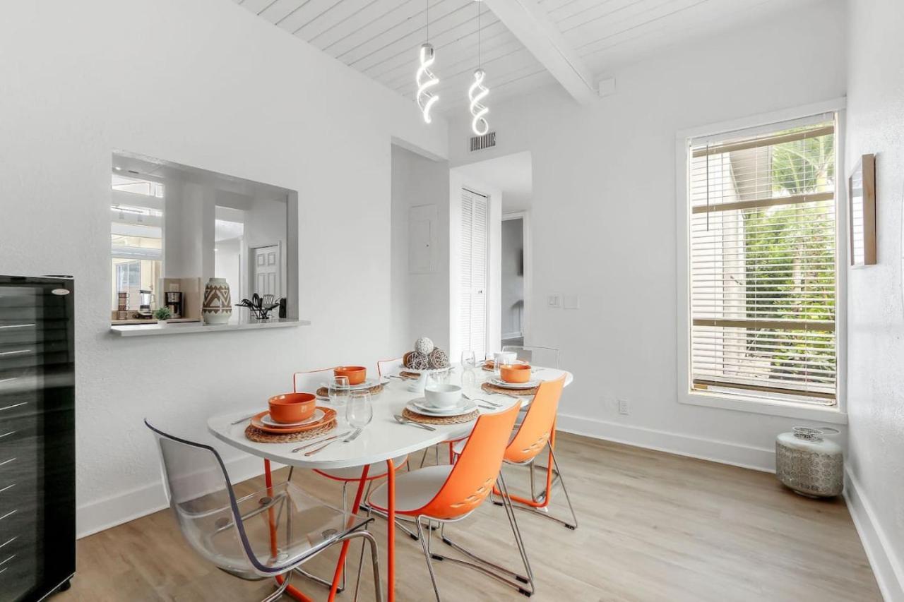 Luxury Oakland Park Oasis Holiday home