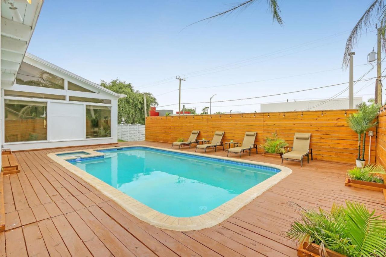 Luxury Oakland Park Oasis Holiday home *