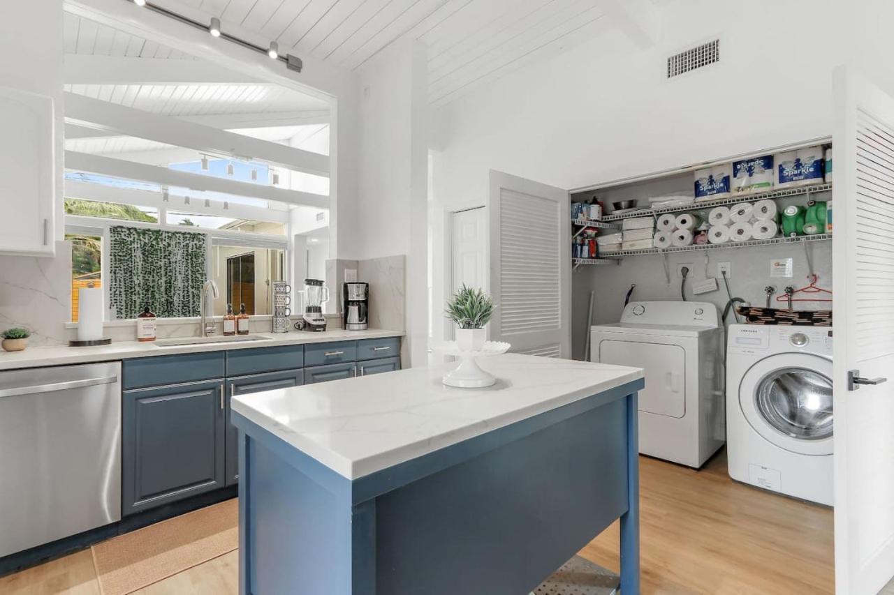 Luxury Oakland Park Oasis Holiday home *