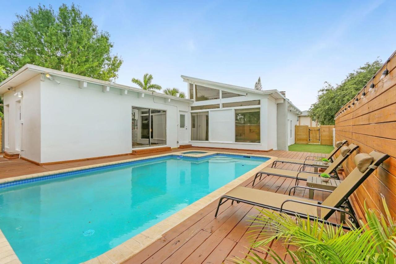 Holiday home Luxury Oakland Park Oasis *