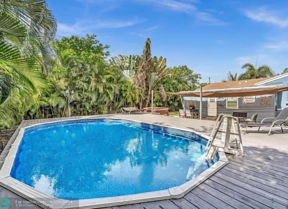 Holiday home Cozy 3 - 2, Heated Pool & Jacuzzi, 10 Min And Olas Fort Lauderdale