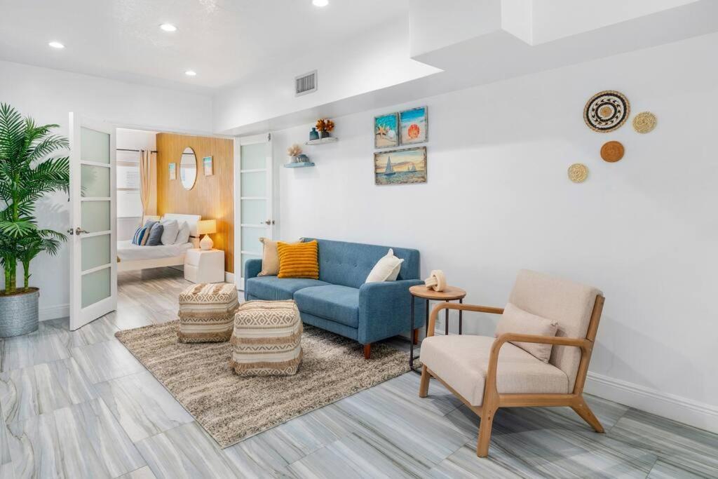 Ocean Views! Steps From Dining, Shopping, Olas *