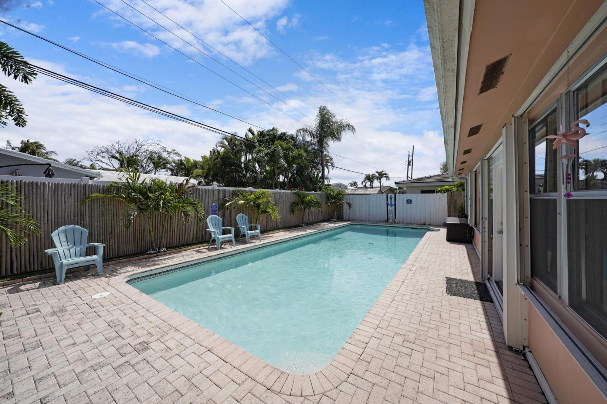Sun-filled House With Heated Pool By Pmi
