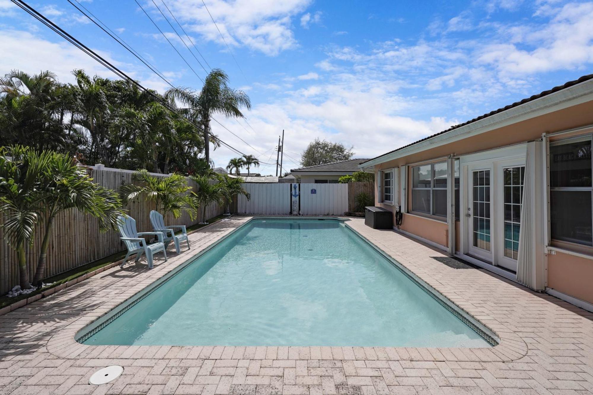 Sun-filled House With Heated Pool By Pmi Holiday home *