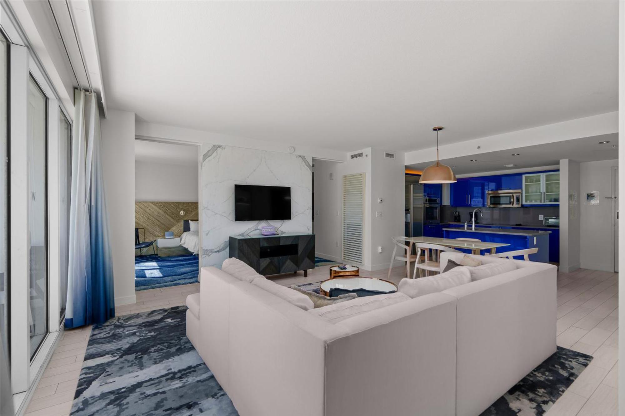 Apartment 2br W Fll, Ocean Views, Infinity Pool, Hot Tub, Large Balcony, Easy Amentiy Access Fort Lauderdale