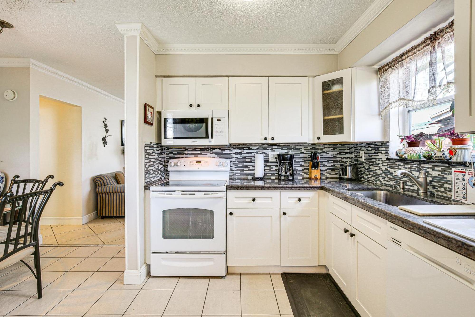 Homey Ft Lauderdale Getaway 4 Miles To Beach! Holiday home