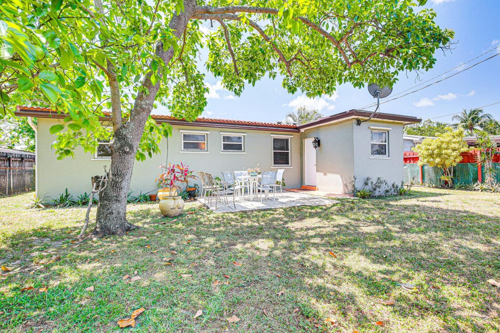 Homey Ft Lauderdale Getaway 4 Miles To Beach! Holiday home