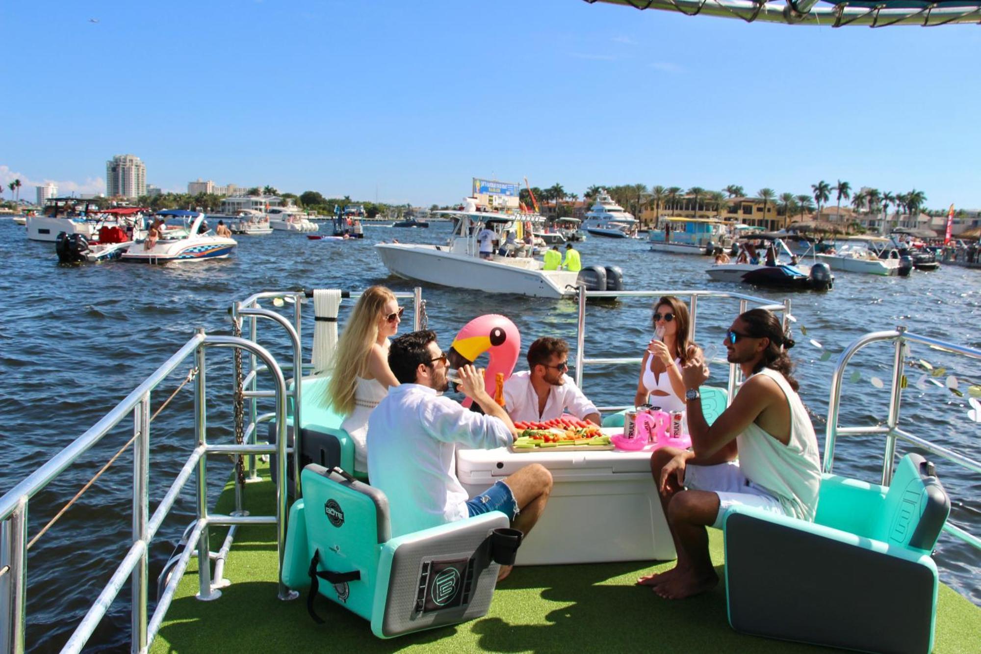 Villa Lux House Heated & Free Boat Tour!