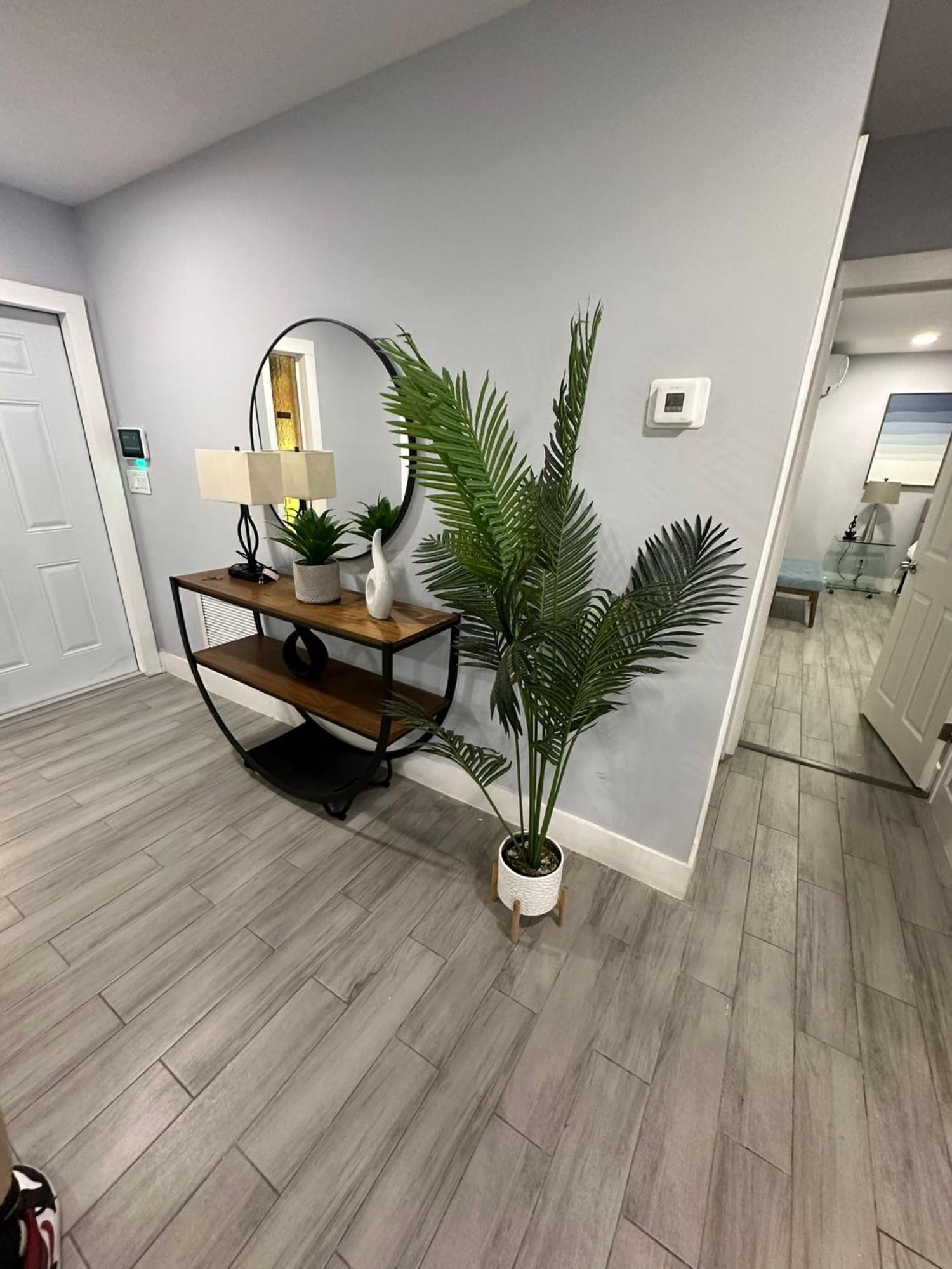 Spacious 4br 2ba Oasis With Private Pool Fort Lauderdale