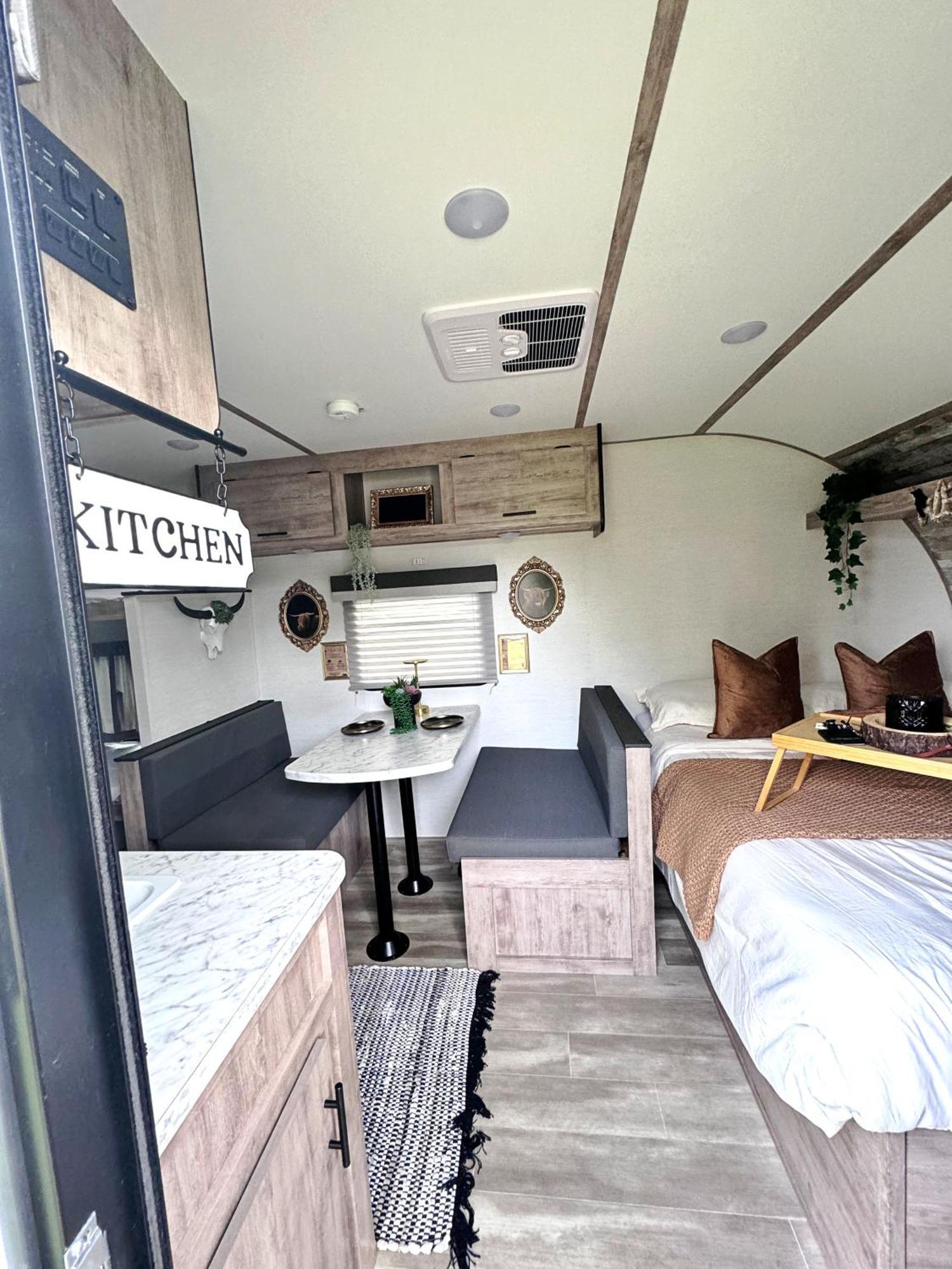 Cozy Rv Trailer Holiday home Fort Lauderdale