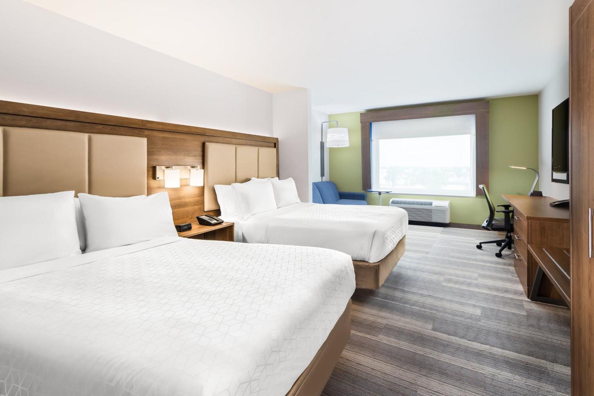Express Lauderdale Cruise-airport By Ihg Resort