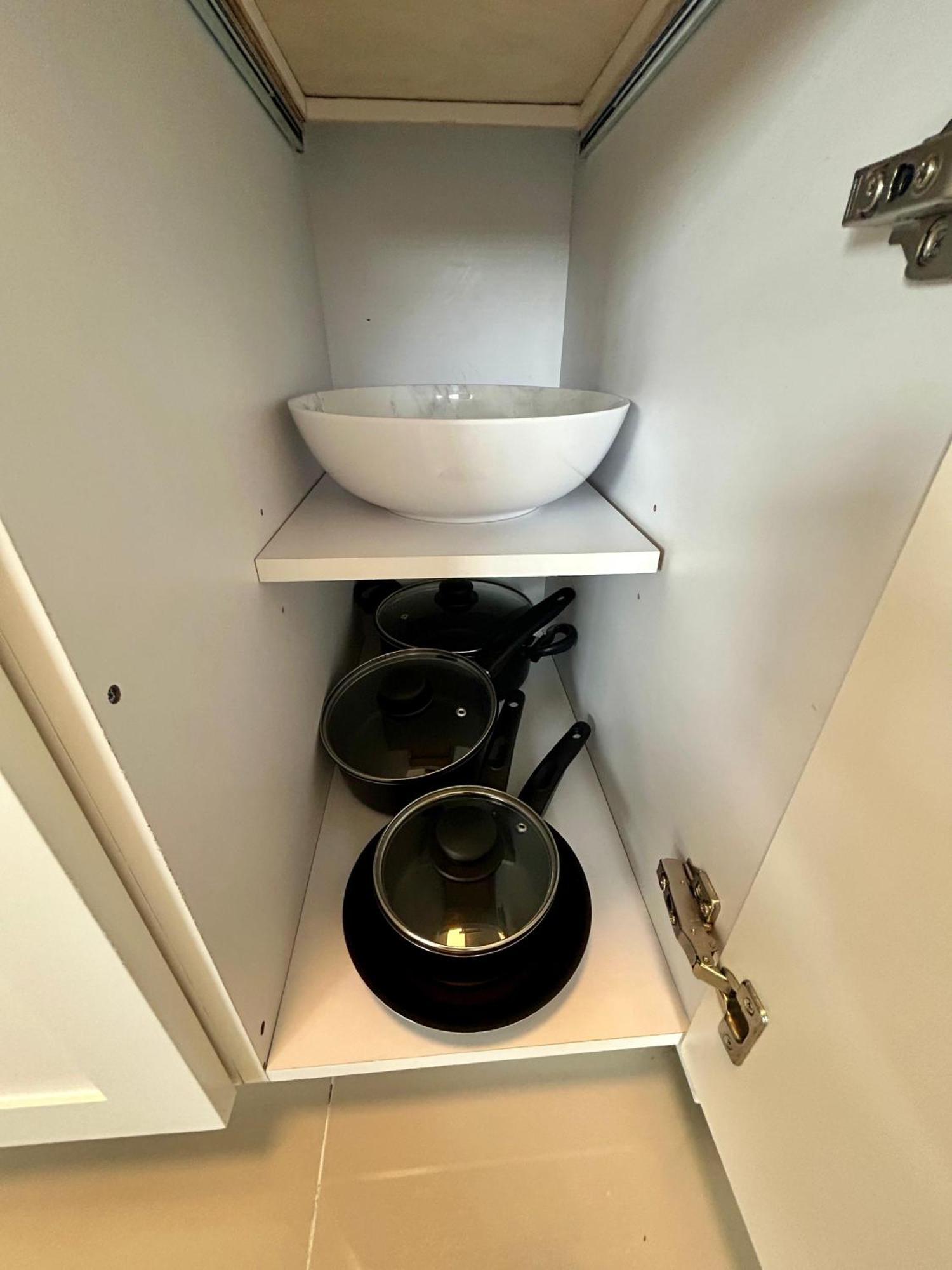 2 Min Walk To With Free Parking At Lauderdale 17-1 Apartment