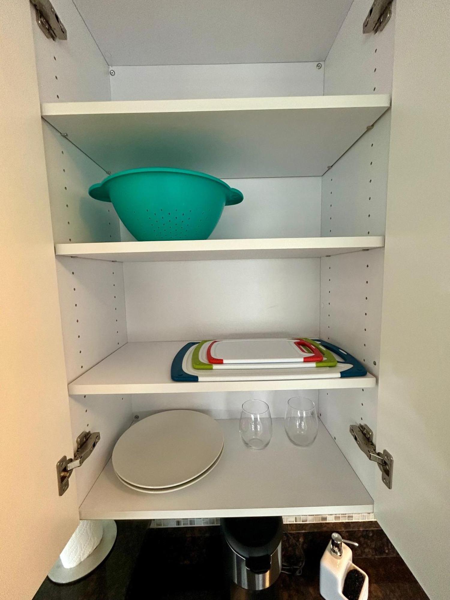 2 Min Walk To With Free Parking At Lauderdale 17-1 Apartment