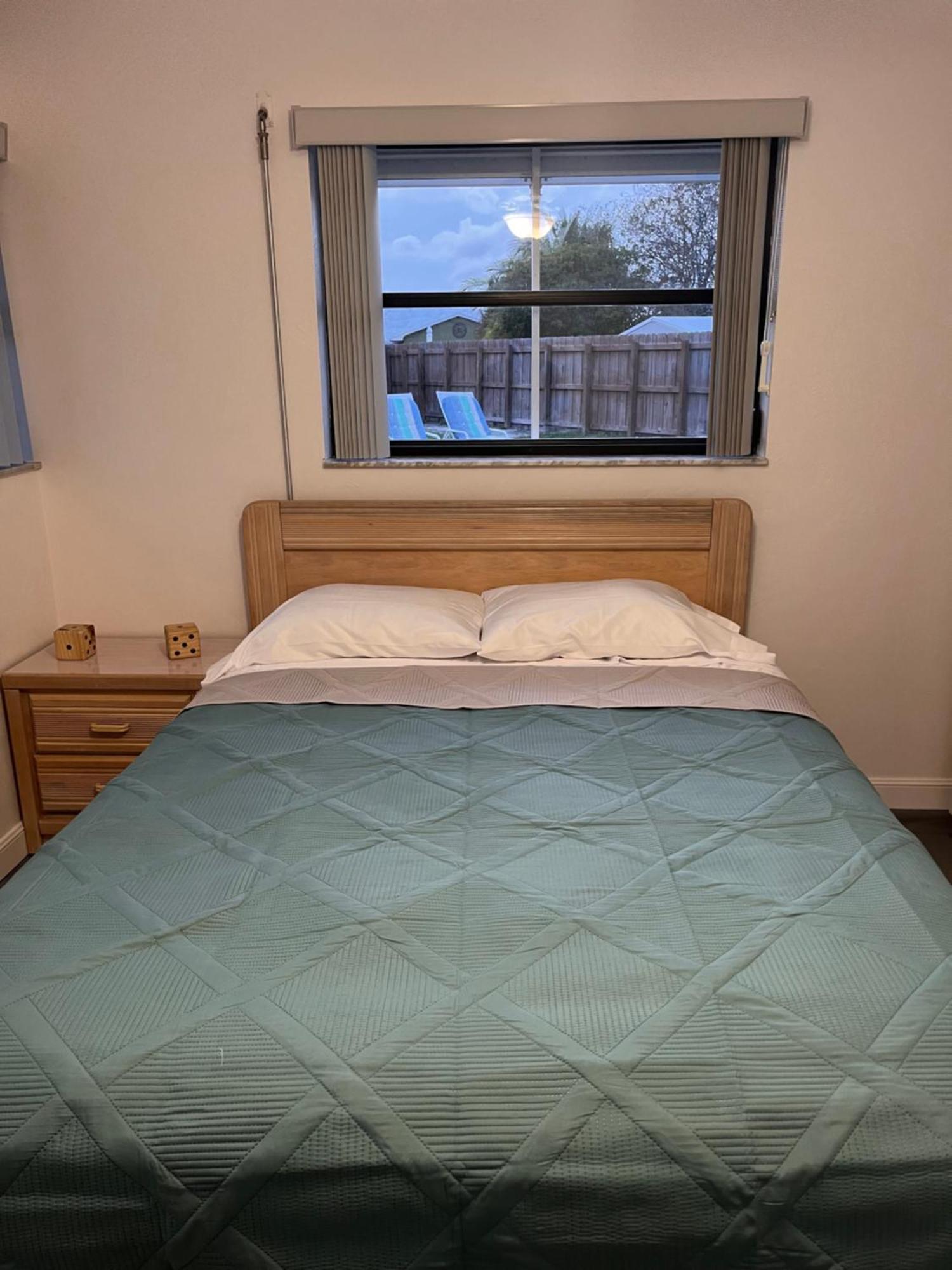 Lakefront Retreat With Pool Mins From And Airport * Fort Lauderdale
