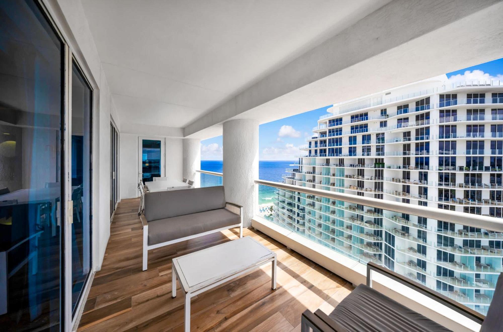 Apartment Beachfront With Spacious Balcony Fort Lauderdale