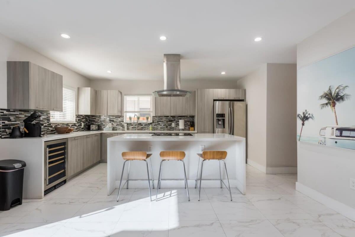 Olas By Rovetravel Heated Pool & Bbq Holiday home