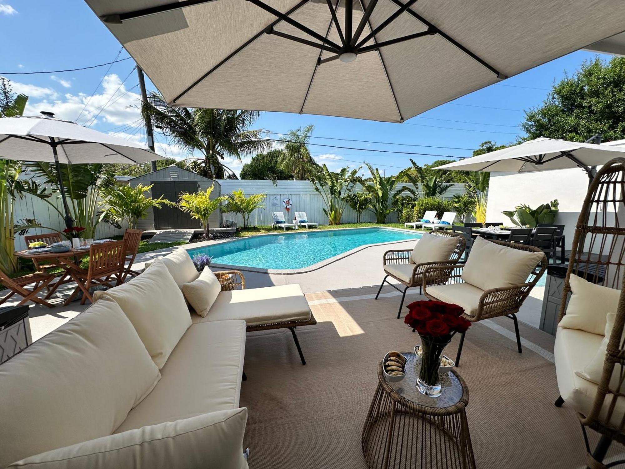 Aquamaria - Complete Duplex With Saltwater Pool, Perfect For Groups Fort Lauderdale