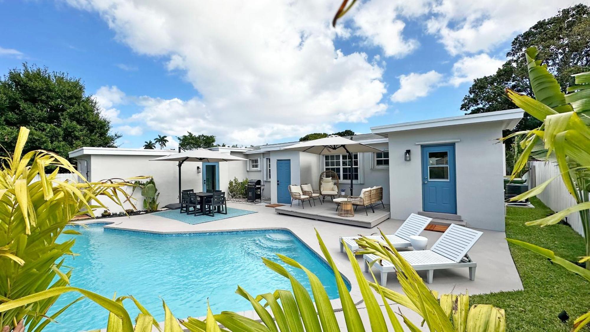 Aquamaria - Complete Duplex With Saltwater Pool, Perfect For Groups Villa