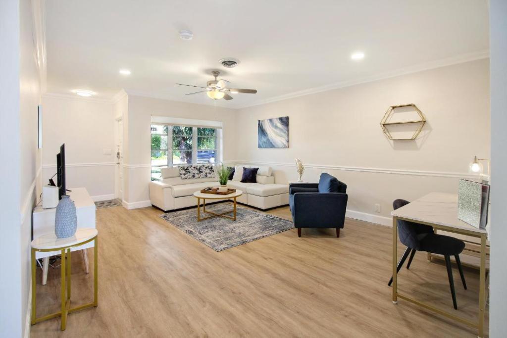 Paradise Bay 3 Bedroom Waterfront Waterman's Retreat S Lauderdale Holiday home