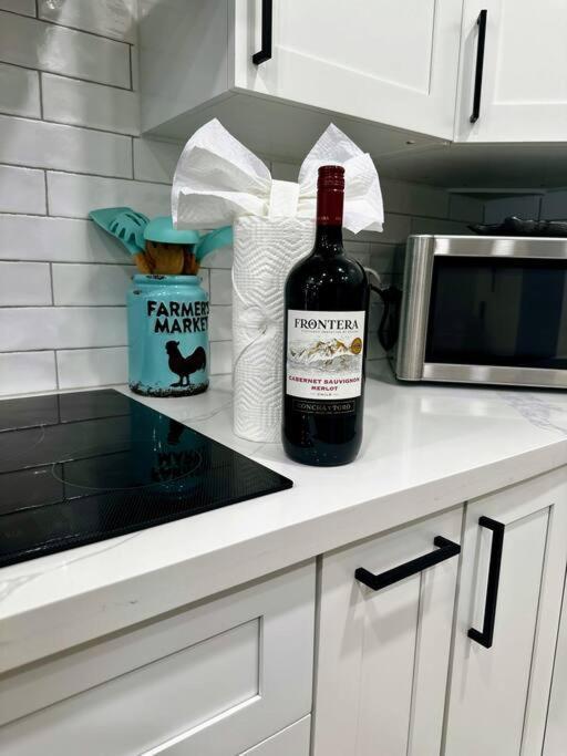 Modern 4br-2ba Family Pool House 5 Mins Lauderdale-by-the-sea & Pompano Beaches * Fort Lauderdale
