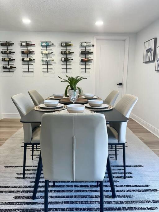 Apartment Modern 4br-2ba Family Pool House 5 Mins Lauderdale-by-the-sea & Pompano Beaches