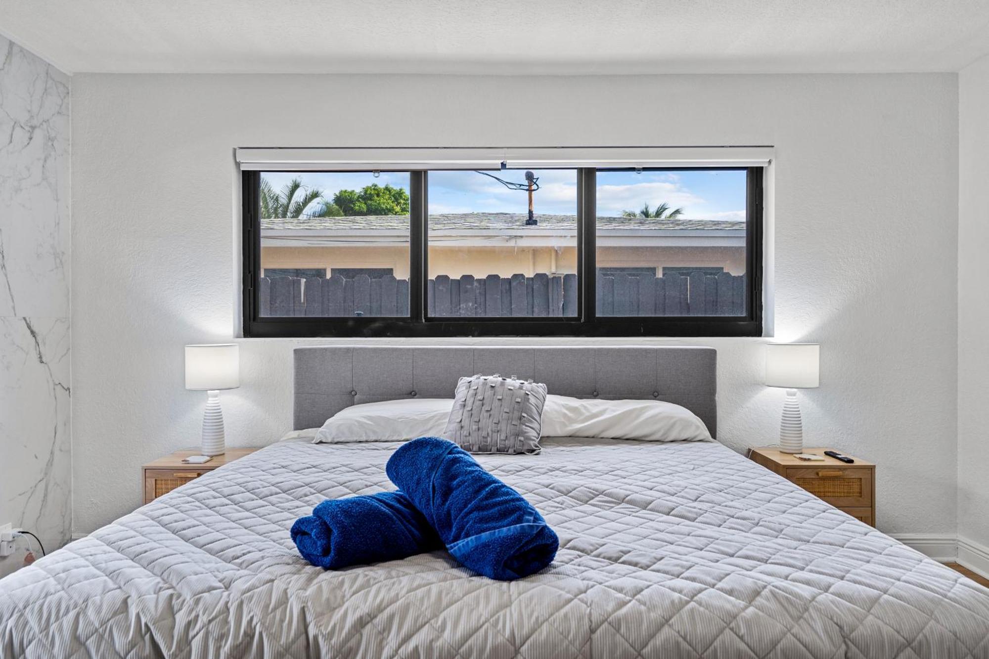 Apartment Modern 4br-2ba Family Pool House 5 Mins Lauderdale-by-the-sea & Pompano Beaches Fort Lauderdale