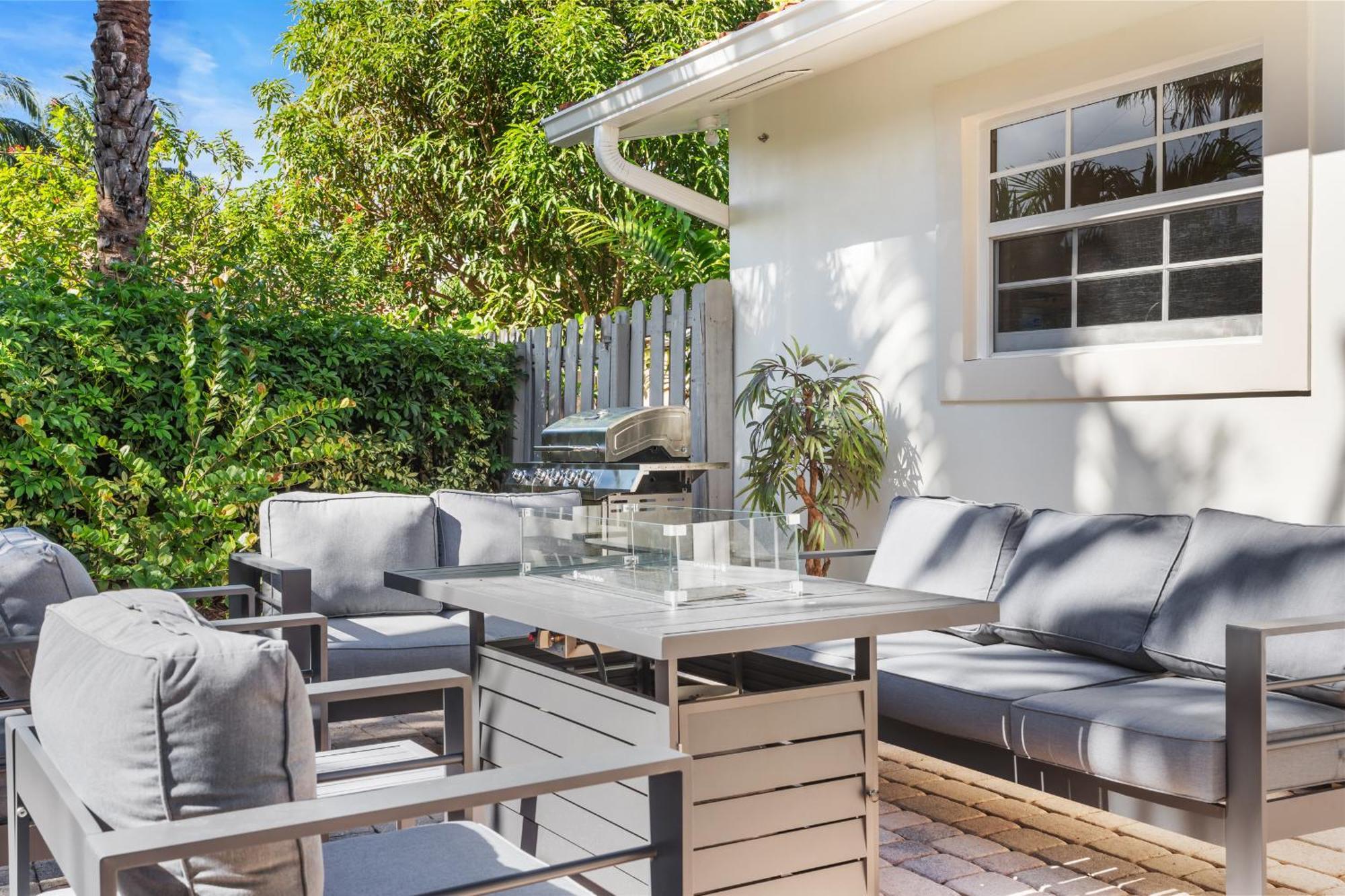 Villa A Slice Of Paradise - Bel Air House With Private Pool Fort Lauderdale