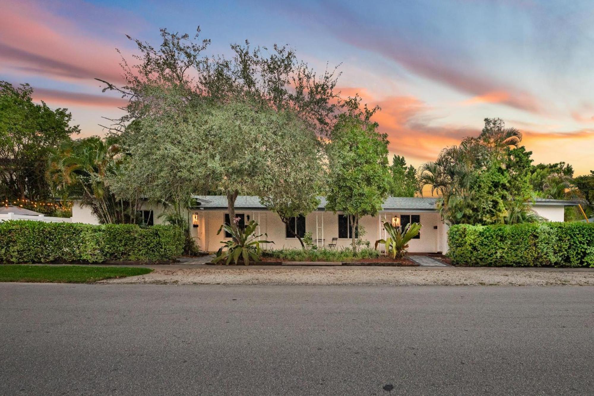 Hyperion - Stylish Steps From Fort Lauderdale