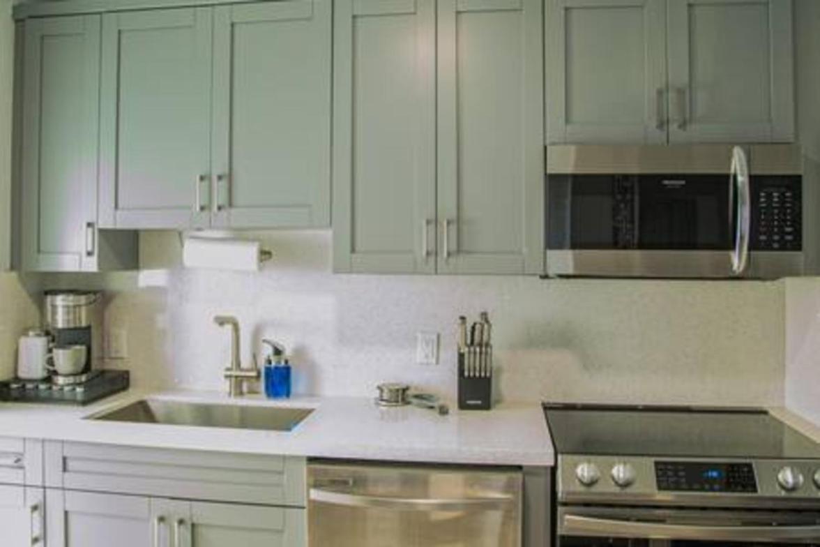 Holiday home Modern Lux 3br 2ba With Heated Pool *