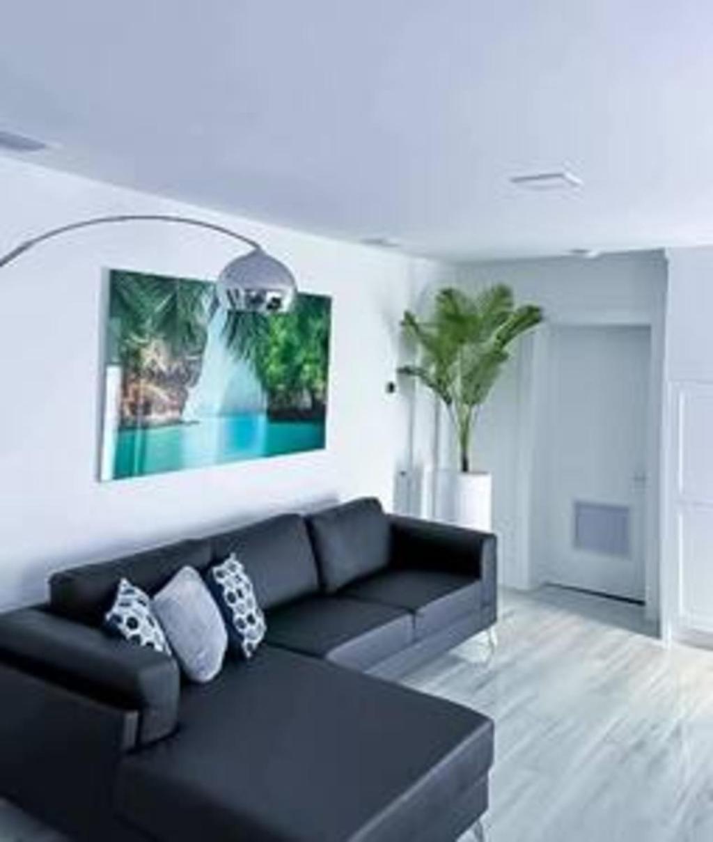Modern Lux 3br 2ba With Heated Pool