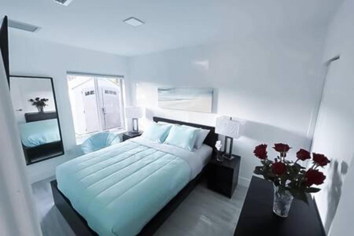 Modern Lux 3br 2ba With Heated Pool Holiday home