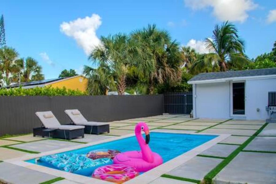 Modern Lux 3br 2ba With Heated Pool Holiday home Fort Lauderdale