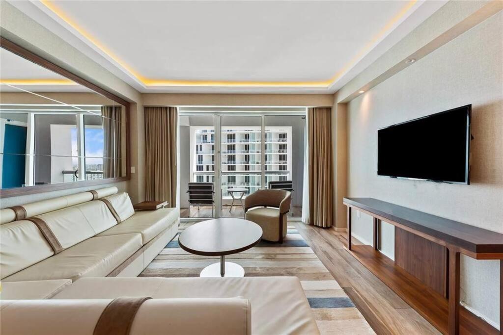 Luxury Jr Lauderdale * Fort Lauderdale