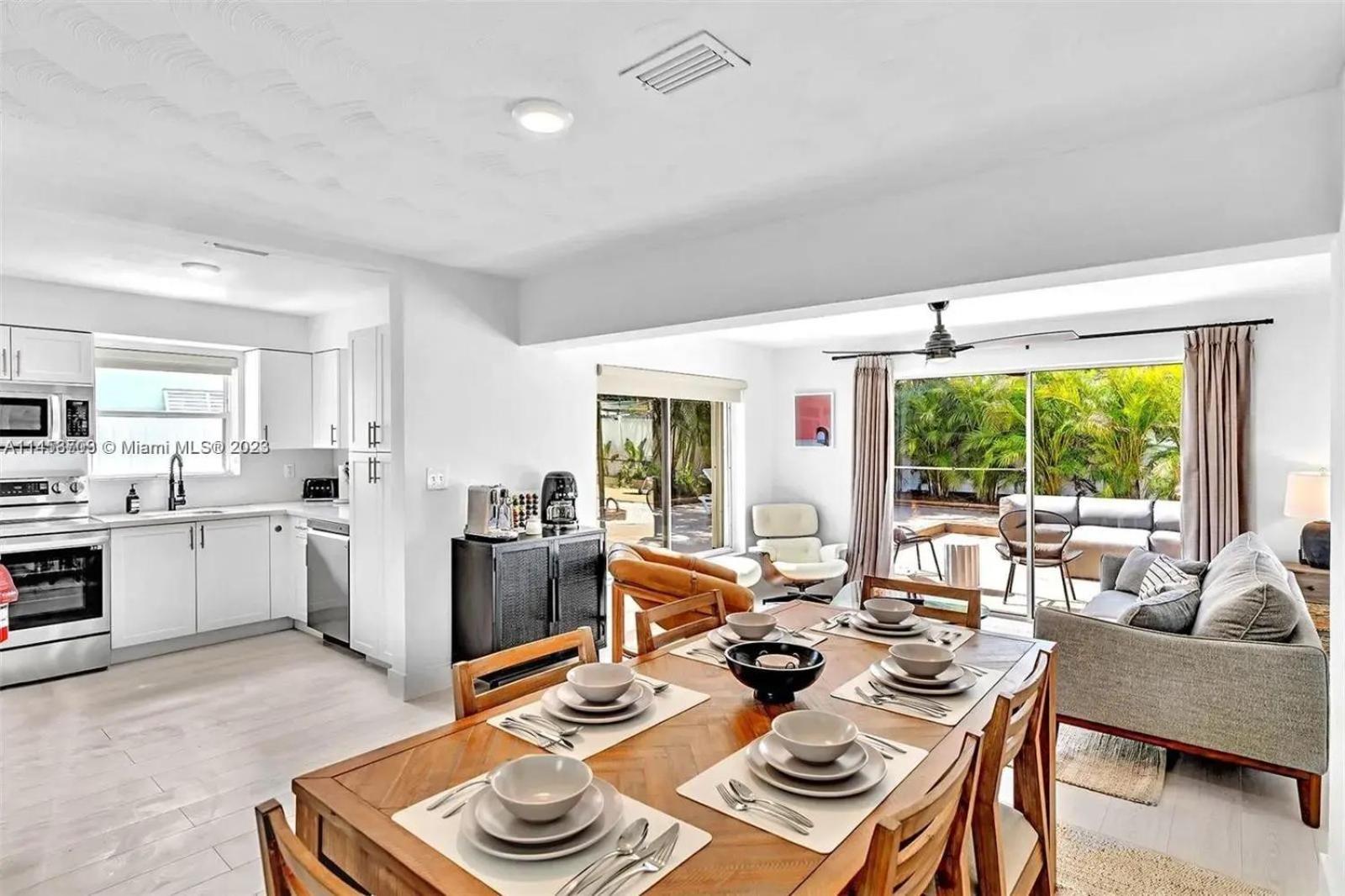 Live A Comfortable At Charming House Fort Lauderdale