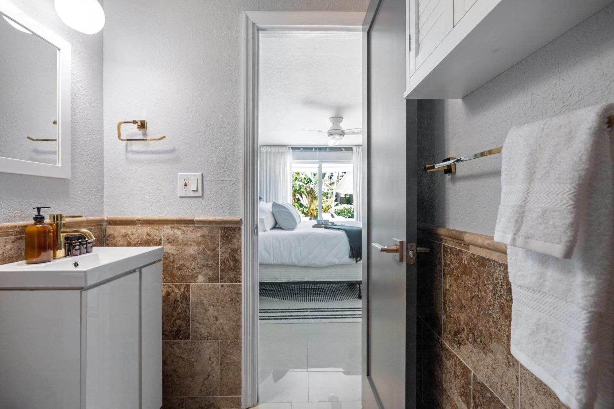 Tidal By Avantstay Gorgeous Close To Beaches W Pool Holiday home *