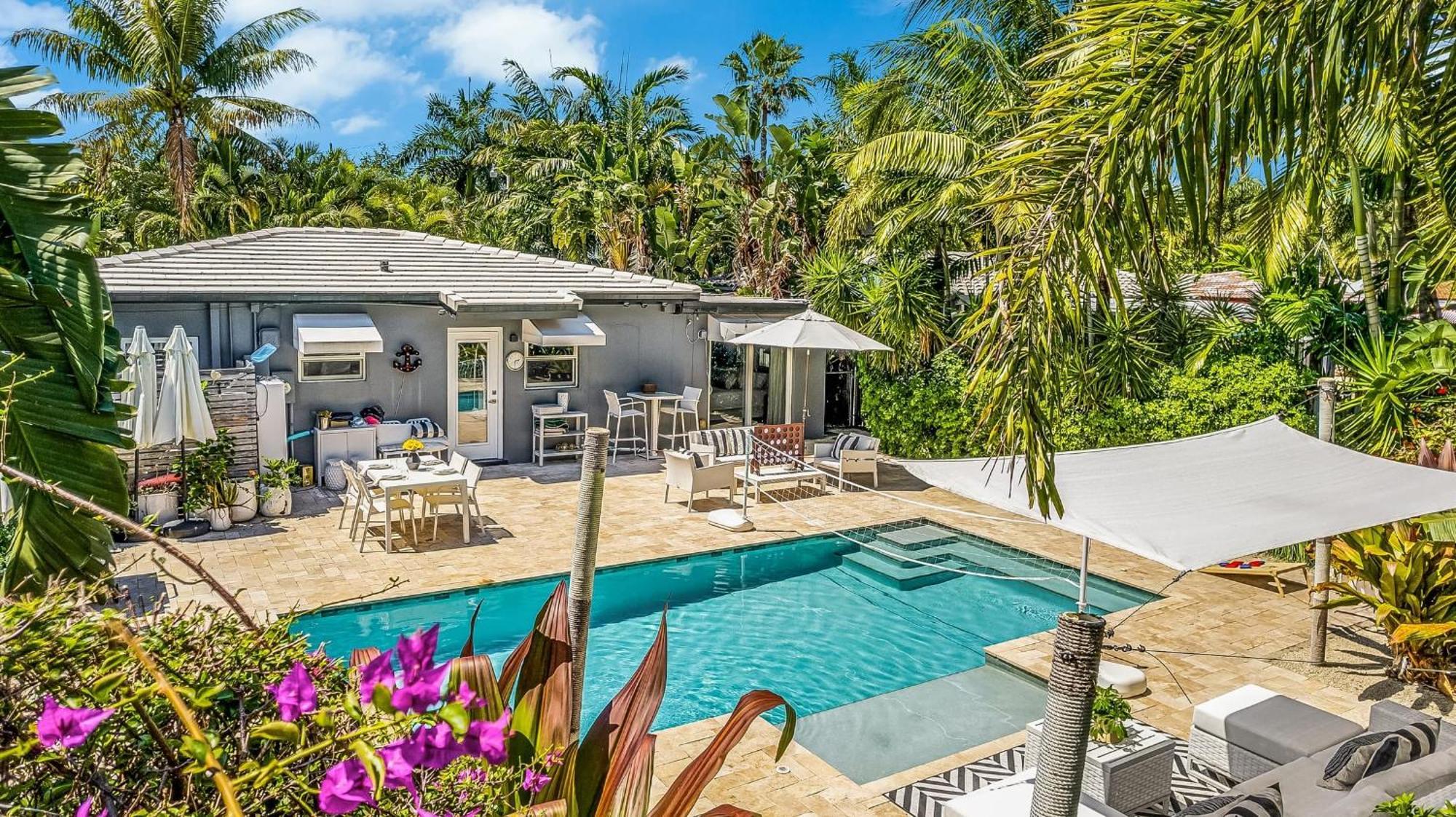 Holiday home Tidal By Avantstay Gorgeous Close To Beaches W Pool *
