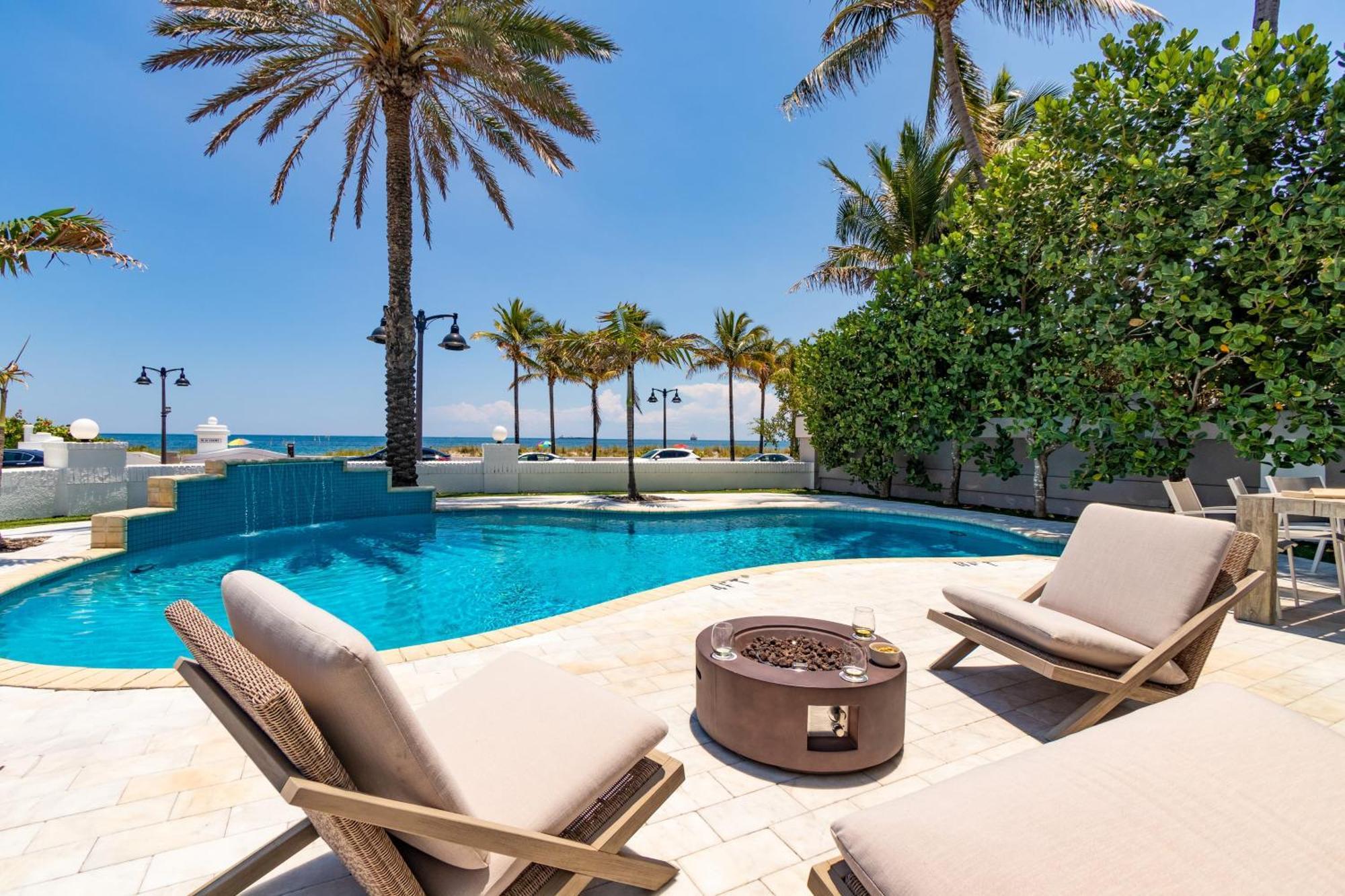 Sea Breeze By Avantstay Across From Lauderdale Pool Out Door Dining Fire Pit *