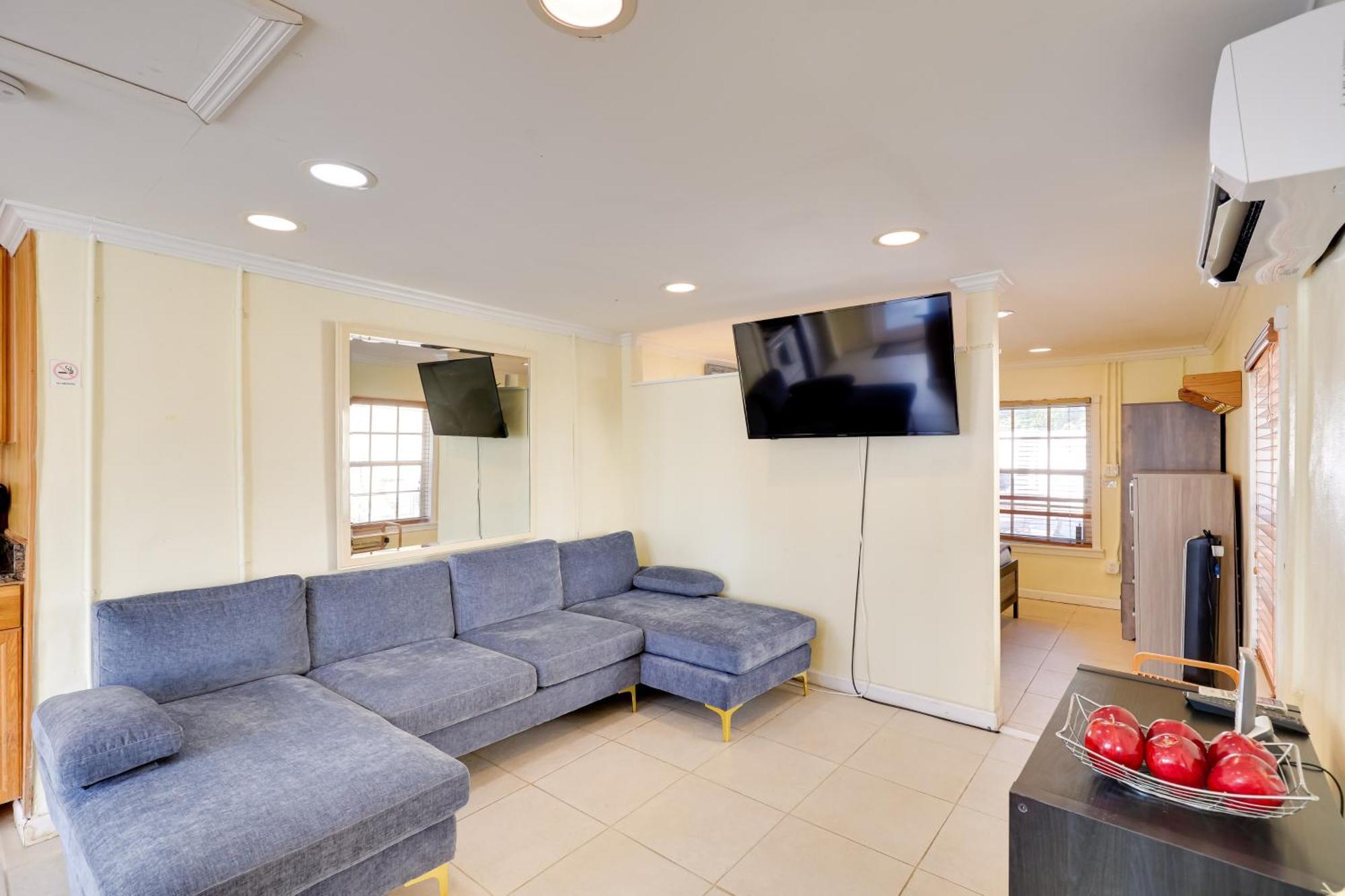 Apartment 2 Mi To Dtwn Lauderdale With Perks! *