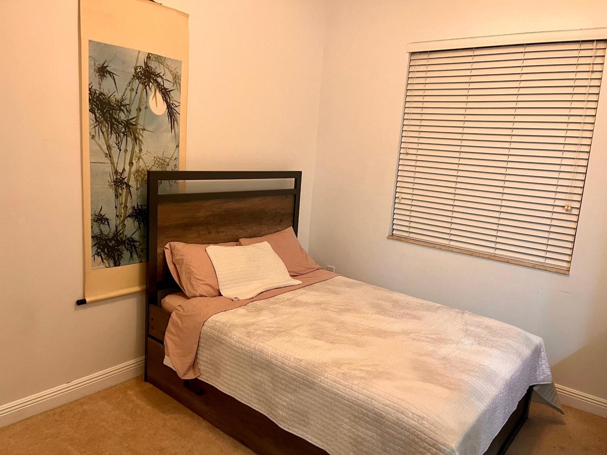 Homestay Two Private With Private Bathroom In Shared House *