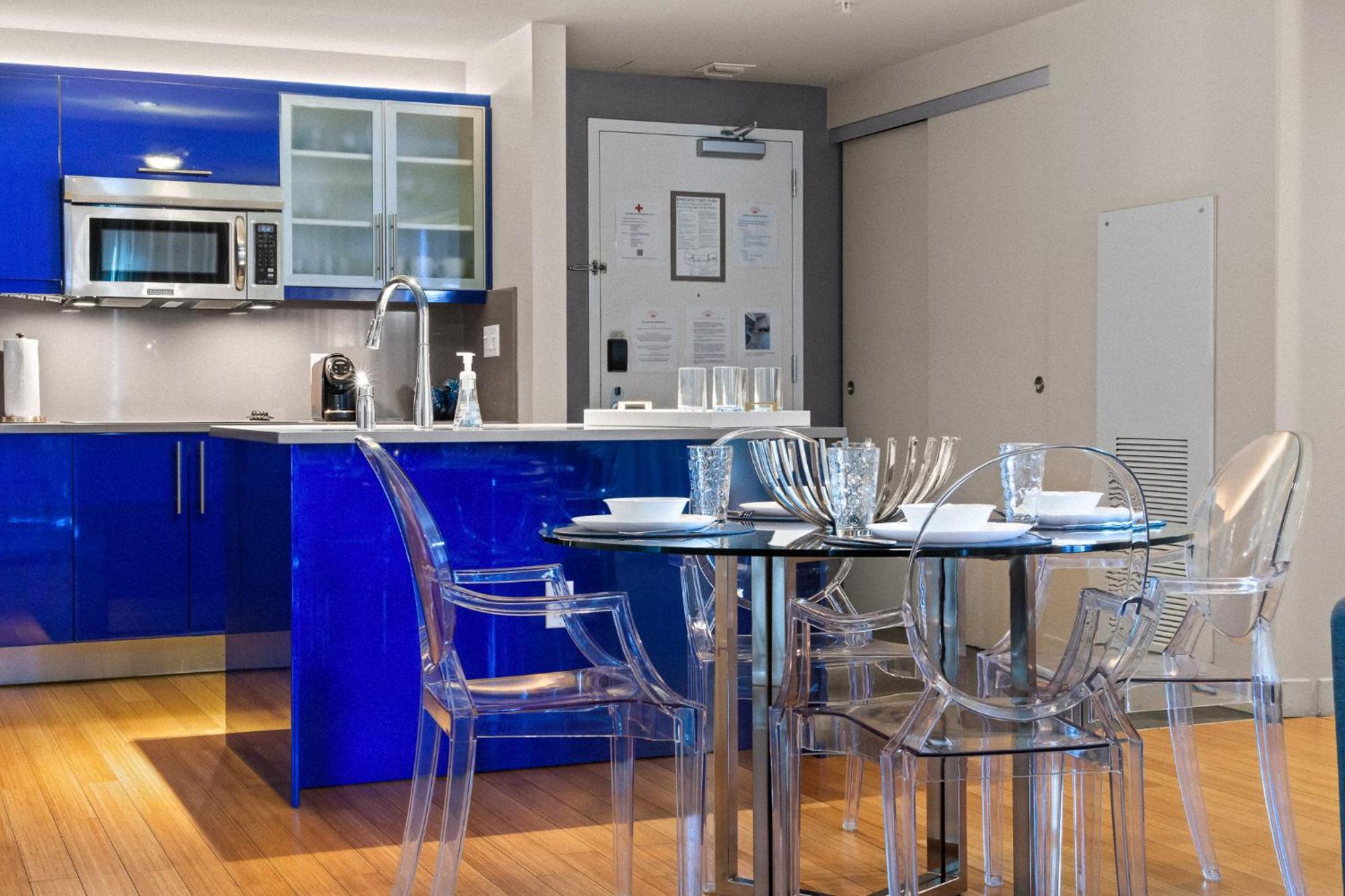 Apartment Last Min Deals! 2br W Resort, Birds Eye View Of It All, Professionally Designed *