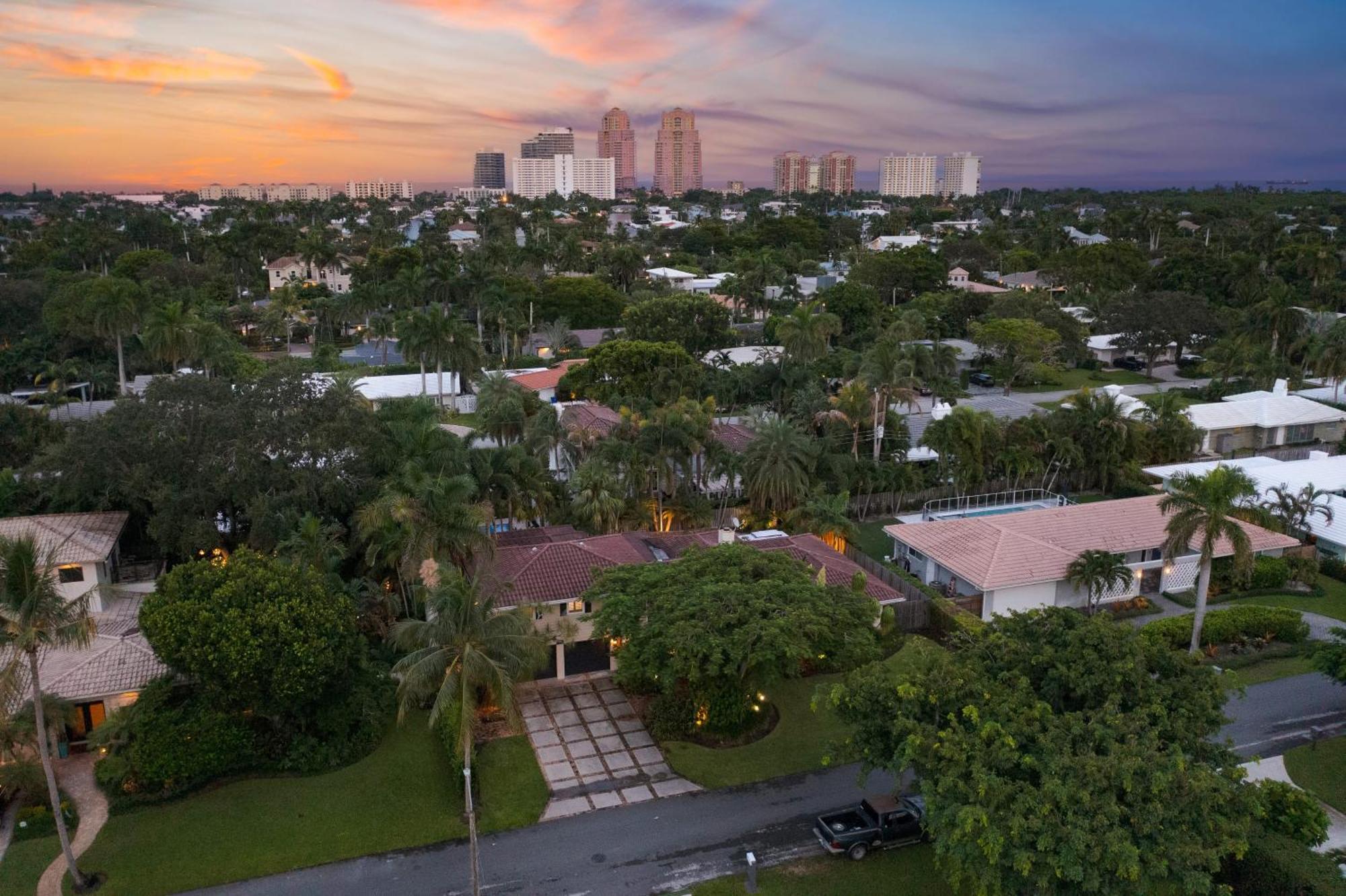 Coral Ridge Getaway By Avantstay Pool Hot Tub Billiards 5mins To Holiday home Fort Lauderdale